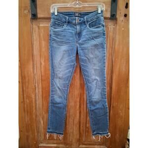 Abercrombie & Fitch Harper Low Rise Ankle Jeans Size 26 2R Light Wash Distressed